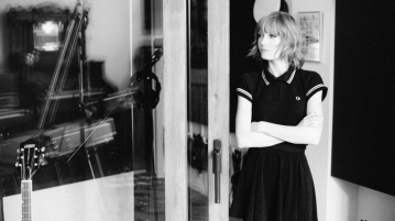 Track Of The Day – Dark Horses – ‘Jul Song’
