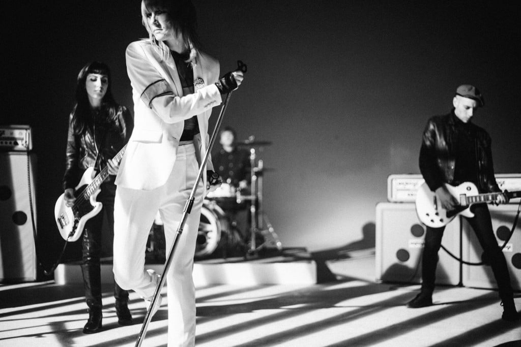 VIDEO OF THE WEEK - Dark Horses - Live On Hunger 6 The VPME | VIDEO OF THE WEEK - Dark Horses - Live On Hunger 1