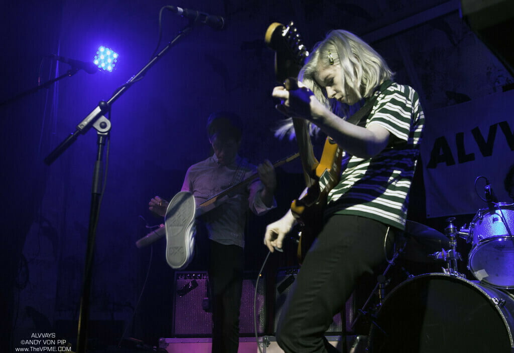 ALVVAYS Live - Deaf Institute Manchester 20 Jan 2014