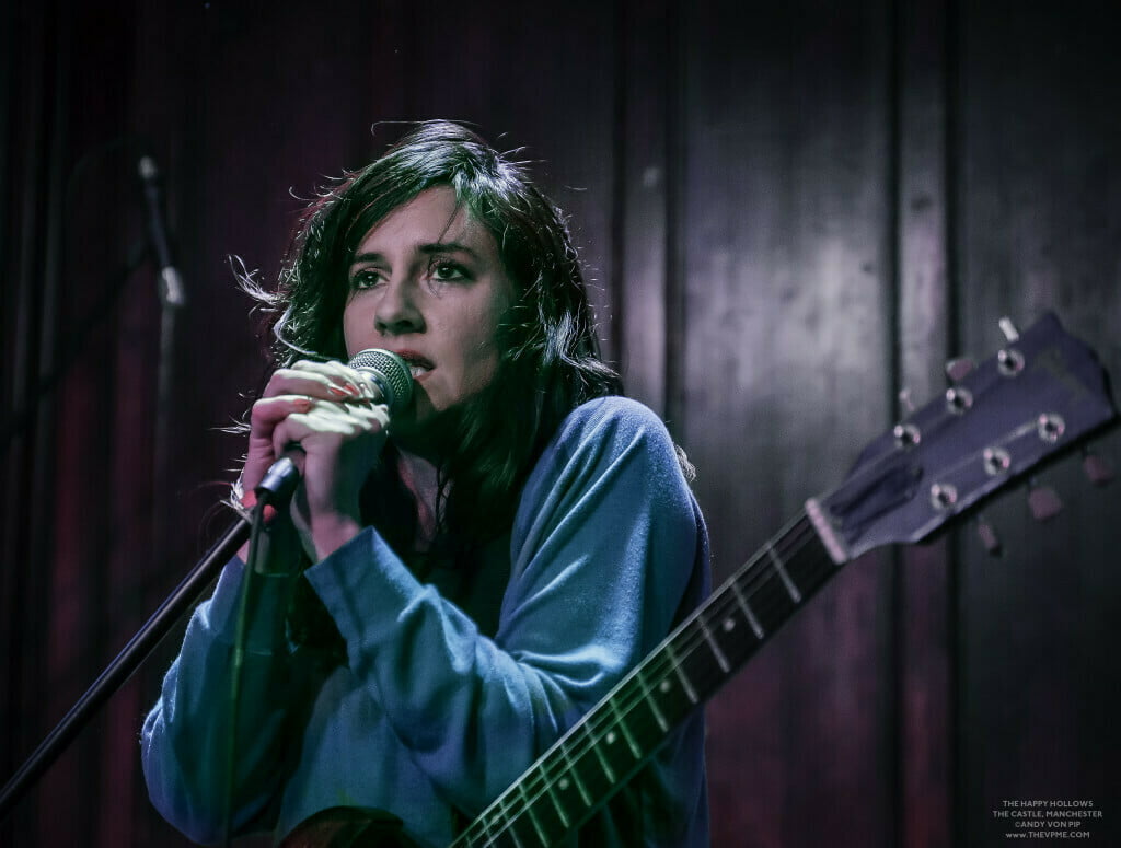 The Happy Hollows - Live - The Castle Manchester - Photos 3 The HAPPY HOLLOWS - Live The Castle Manchester