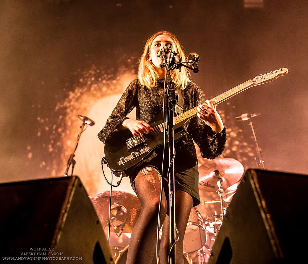 Portfolio 4 ELLIE ROWSELL - WOLF ALICE
