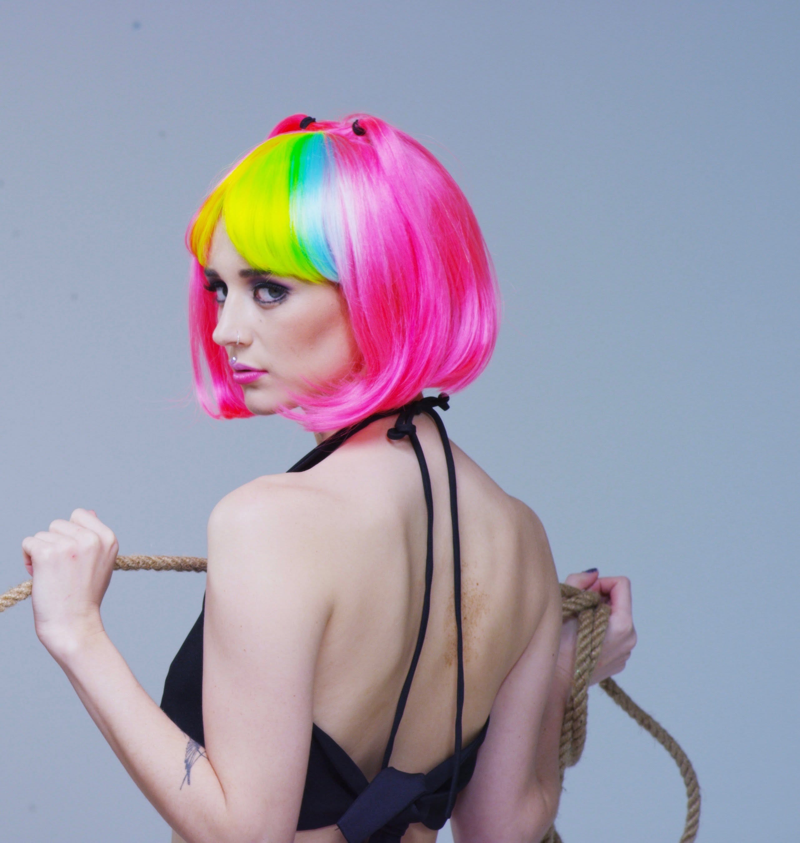 TRACK OF THE DAY - GRACE SEES - Better 2 A001_C020_1217VE