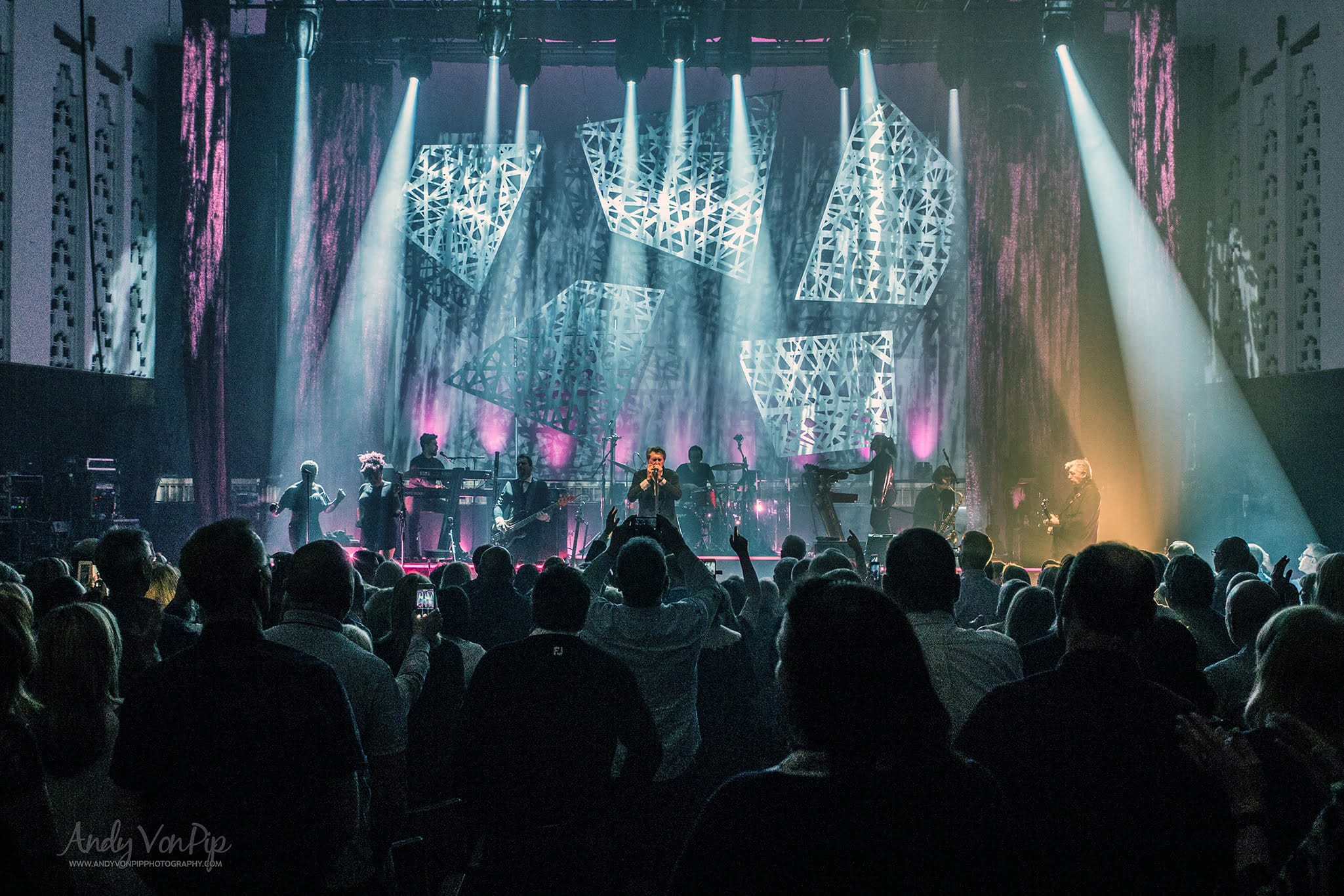 The VPME | In Pictures :  Bryan Ferry Live 2018 - Liverpool Philharmonic - 11.04.18 25