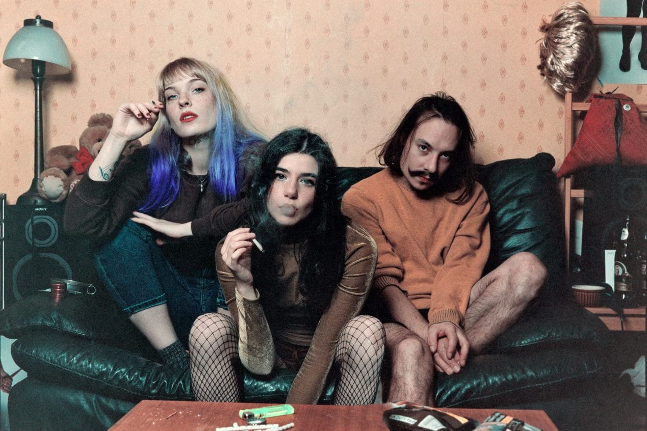 Track Of The Day - A VOID - Stepping On Snails 1 The VPME | Track Of The Day - A VOID - Stepping On Snails 2