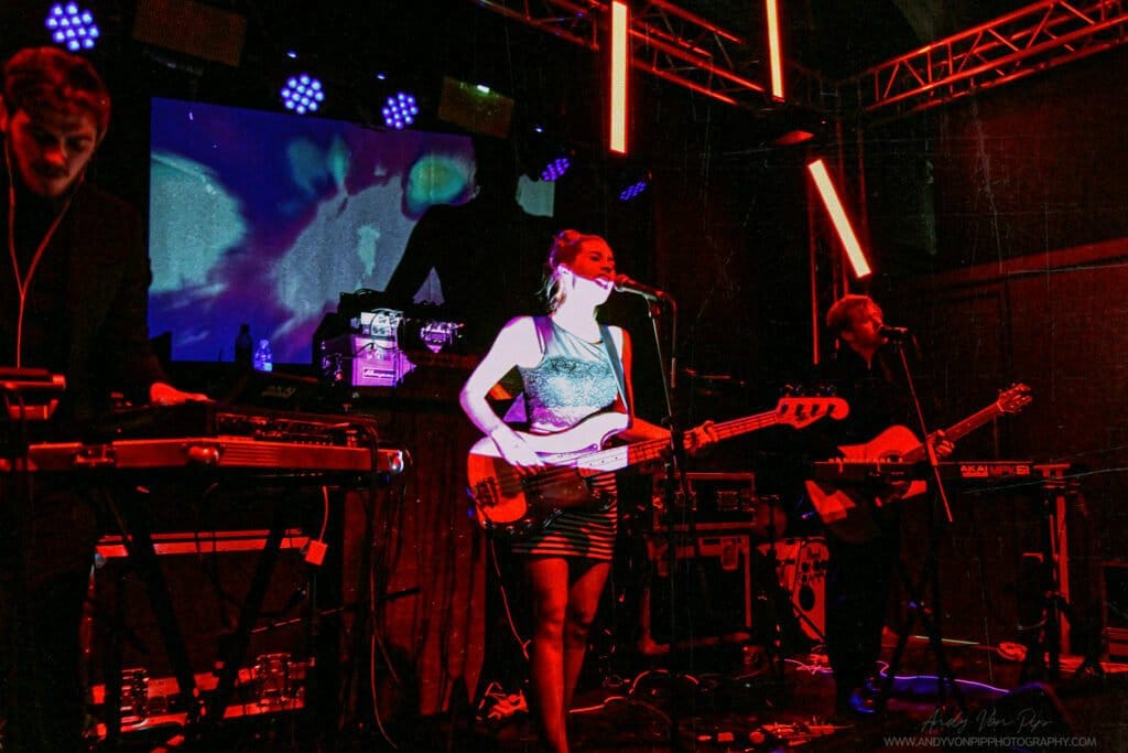 The VPME | No Ceremony - "hy2" and "Shutdown."