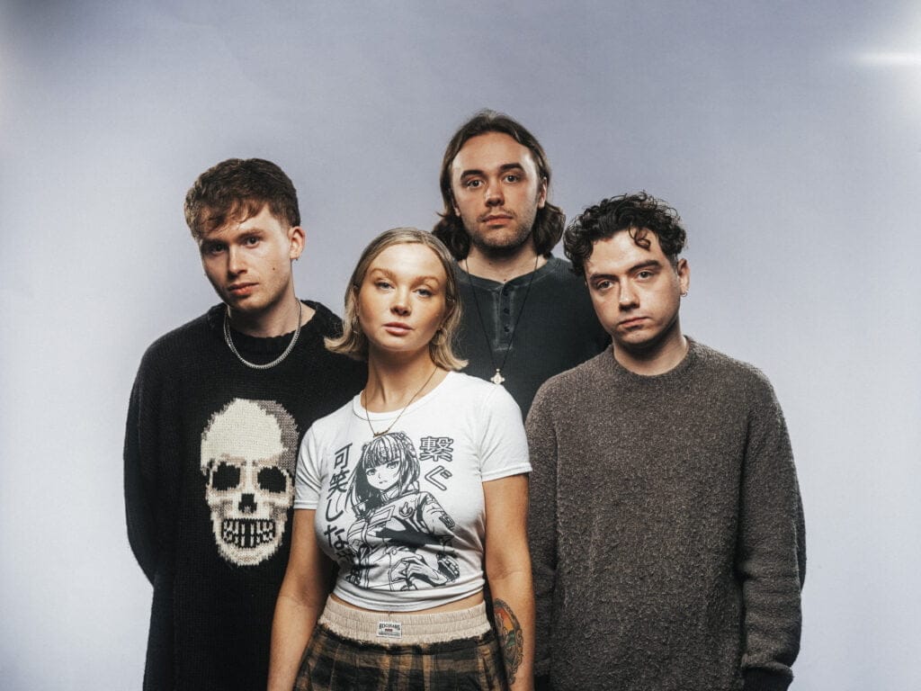 Dead Pony : Rainbows 5 Photo Of Glasgow Band Dead Pony By Euan Robertson