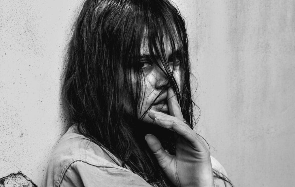 Track Of The Week - Sofia Isella - “Out In The Garden” 1 SOFIA ISELLA Jasper Graham